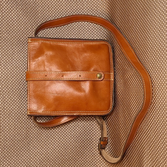 Patricia Nash Handbags - Patricia Nash leather cross-body bag in brown